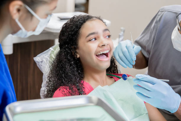 Best Emergency Tooth Extraction in Ladd, IL